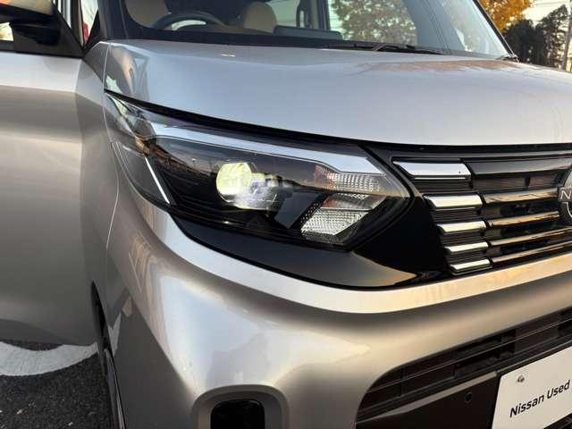 ルークス ６６０　Ｘ　純正メモリーナビゲーション／フルセグＴＶ／ア　アラモニ　前後衝突軽減ブレーキ　禁煙　スマートキー　定期点検記録簿　キーフリー　ｉ－ｓｔｏｐ　フルオートエアコン　パワーウインドウ　ＬＥＤ　バックカメラ　盗難防止　カーテンエアバッグ　Ｗエアバック（20枚目）