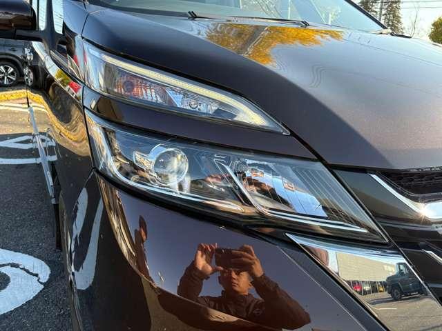 セレナ ２．０　ハイウェイスター　純正メモリーナビゲーション／フルセグＴＶ／ア　スマートキー＆プッシュスタート　メモリーナビゲーション　ＬＥＤ　キーレス　禁煙　ナビＴＶ　点検記録簿　ＥＴＣ車載器　ダブルエアバック　ワンセグテレビ　アルミホイル　ＡＢＳ　ドライブレコーダー　エアコン（20枚目）