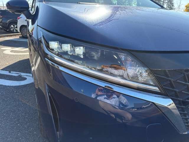 ノート １．２　Ｘ　純正メモリーナビゲーション／フルセグＴＶ／ア　リアカメラ　衝突被害軽減ブレ－キ　全方位カメラ　ＥＴＣ付　禁煙車　ＬＥＤヘッドライト　インテリジェントキー　ドラレコ　整備記録簿　盗難防止システム　ワンセグＴＶ　ＴＶナビ　サイドカメラ　メモリーナビ（19枚目）