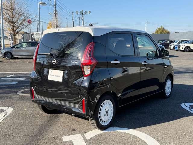 デイズ ６６０　ボレロ　純正ナビゲーション／フルセグＴＶ／アラウンド　全周囲モニター　禁煙車　メモリーナビ　ドライブレコーダー　フルオートエアコン　スマートキー　Ｗエアバック　アイドリングストップ　ＥＴＣ　衝突回避支援（2枚目）