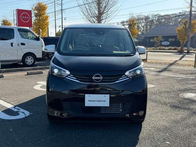 デイズ ６６０　ボレロ　純正ナビゲーション／フルセグＴＶ／アラウンド　全周囲モニター　禁煙車　メモリーナビ　ドライブレコーダー　フルオートエアコン　スマートキー　Ｗエアバック　アイドリングストップ　ＥＴＣ　衝突回避支援（3枚目）