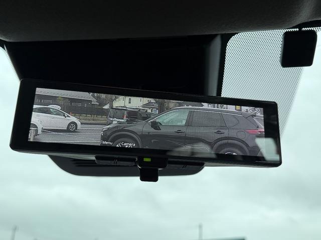 �C���e���W�F���g���[���~���[