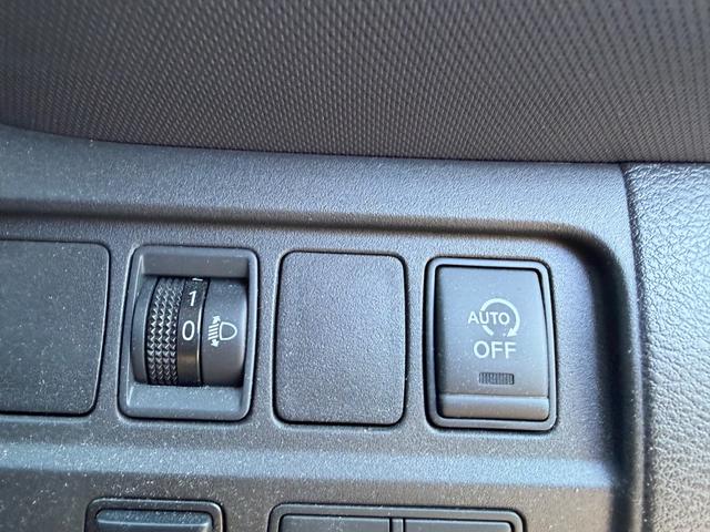 セレナ ２．０　ＸＶ　純正メモリーナビゲーション／フルセグＴｖ／ド　３６０度カメラ　オートハイビーム　ドライブレコーダ　禁煙　三列シート　両側自動ドア　スマートキー　クルコン　ＥＴＣ　アイスト　ウォークスルー　記録簿　ＰＷ（68枚目）