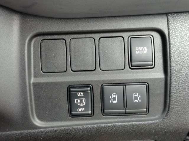 セレナ ｅ－パワー　ハイウェイスターＶ　１．２　ｅ－ＰＯＷＥＲ　ハイウェイスターＶ　プロパイロット　全周囲カメラ　純正１０インチナビ　両側電動スライドドア（ハンズフリー機能付き）　ＬＥＤヘッドライト＆フォグ　前後ドラレコ　ＥＴＣ　エマブレ（9枚目）