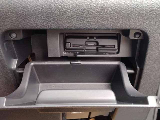 セレナ ｅ－パワー　ハイウェイスターＶ　１．２　ｅ－ＰＯＷＥＲ　ハイウェイスターＶ　プロパイロット　全周囲カメラ　純正１０インチナビ　両側電動スライドドア（ハンズフリー機能付き）　ＬＥＤヘッドライト＆フォグ　前後ドラレコ　ＥＴＣ　エマブレ（16枚目）