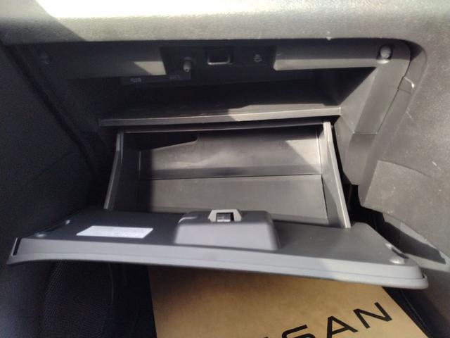 セレナ ｅ－パワー　ハイウェイスターＶ　１．２　ｅ－ＰＯＷＥＲ　ハイウェイスターＶ　プロパイロット　全周囲カメラ　純正１０インチナビ　両側電動スライドドア（ハンズフリー機能付き）　ＬＥＤヘッドライト＆フォグ　前後ドラレコ　ＥＴＣ　エマブレ（22枚目）