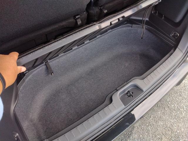 セレナ ｅ－パワー　ハイウェイスターＶ　１．２　ｅ－ＰＯＷＥＲ　ハイウェイスターＶ　プロパイロット　全周囲カメラ　純正１０インチナビ　両側電動スライドドア（ハンズフリー機能付き）　ＬＥＤヘッドライト＆フォグ　前後ドラレコ　ＥＴＣ　エマブレ（39枚目）