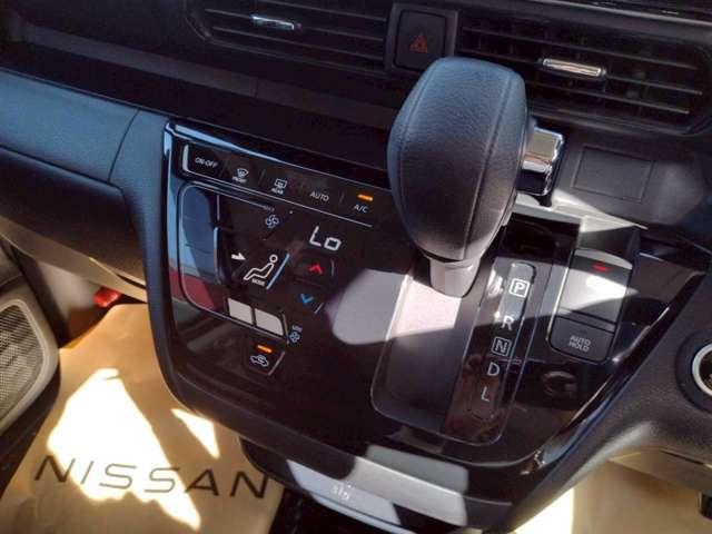 ルークス ハイウェイスターＸプロパイロットエディション　プロパイロット　純正９インチナビ　全周囲カメラ　両側電動スライドドア（ハンズフリー機能付き）　エマブレ　車線逸脱　踏み間違い　障害物ソナー　ＳＯＳスイッチ　電制パーキングブレーキ　オートホールド（10枚目）