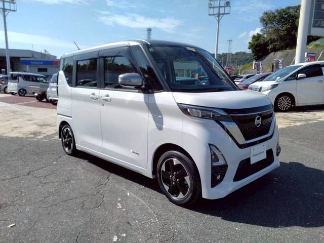 ルークス ハイウェイスターＸプロパイロットエディション　プロパイロット　純正９インチナビ　全周囲カメラ　両側電動スライドドア（ハンズフリー機能付き）　エマブレ　車線逸脱　踏み間違い　障害物ソナー　ＳＯＳスイッチ　電制パーキングブレーキ　オートホールド（34枚目）