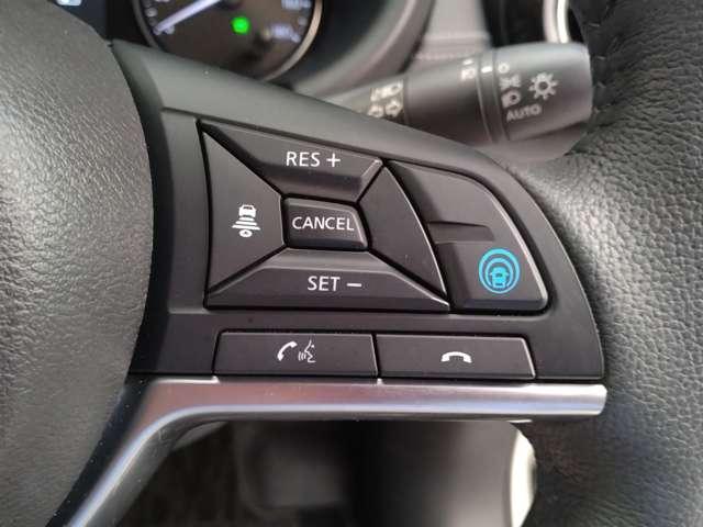 キックス Ｘ　１．２　Ｘ　（ｅ－ＰＯＷＥＲ）　前後ドラレコ　プロパイロット　ＥＴＣ　純正９インチナビ　全周囲カメラ　ステア＆シートヒーター　ＬＥＤヘッドライト＆フォグ　インテリルームミラー　電制パーキングブレーキ（6枚目）