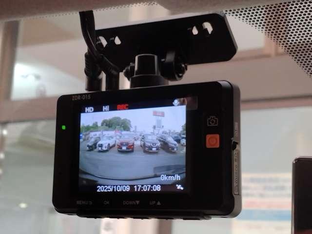 キックス Ｘ　１．２　Ｘ　（ｅ－ＰＯＷＥＲ）　前後ドラレコ　プロパイロット　ＥＴＣ　純正９インチナビ　全周囲カメラ　ステア＆シートヒーター　ＬＥＤヘッドライト＆フォグ　インテリルームミラー　電制パーキングブレーキ（14枚目）