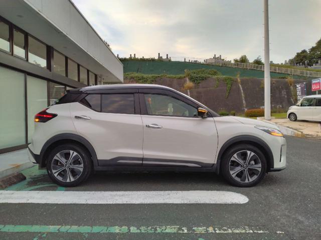 キックス Ｘ　１．２　Ｘ　（ｅ－ＰＯＷＥＲ）　前後ドラレコ　プロパイロット　ＥＴＣ　純正９インチナビ　全周囲カメラ　ステア＆シートヒーター　ＬＥＤヘッドライト＆フォグ　インテリルームミラー　電制パーキングブレーキ（27枚目）