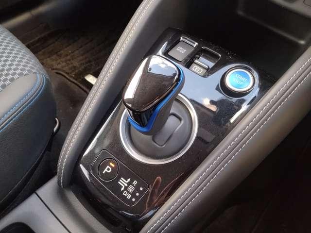 キックス X 1.2 X (e-POWER) エアロスタイル プロパイロット 純正9インチナビ 全周囲カメラ インテリルームミラー ETC2.0 ドラレコ LEDヘッドライト&フォグ 電制パーキングブレーキ(8枚目)