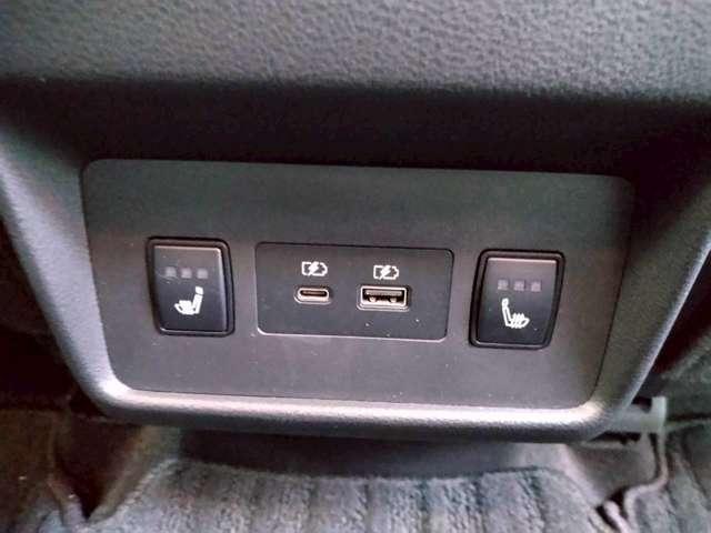 エクストレイル X e-4ORCE エクストリーマーX 当社試乗車を販売 4WD プロパイロット 純正12.3インチナビ 全周囲カメラ LEDヘッドライト&フォグ リヤフォグ 電動シート 前後シートヒーター ステアヒーター 電動リヤゲート SOSスイッチ(17枚目)