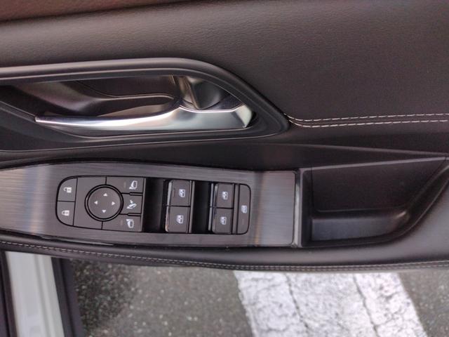 エクストレイル X e-4ORCE エクストリーマーX 当社試乗車を販売 4WD プロパイロット 純正12.3インチナビ 全周囲カメラ LEDヘッドライト&フォグ リヤフォグ 電動シート 前後シートヒーター ステアヒーター 電動リヤゲート SOSスイッチ(29枚目)