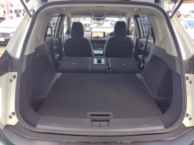 エクストレイル X e-4ORCE エクストリーマーX 当社試乗車を販売 4WD プロパイロット 純正12.3インチナビ 全周囲カメラ LEDヘッドライト&フォグ リヤフォグ 電動シート 前後シートヒーター ステアヒーター 電動リヤゲート SOSスイッチ(39枚目)