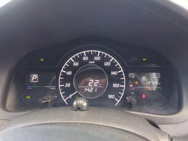 ノート e-パワー メダリスト 車間距離レーダー付オートクルーズ 純正ナビMM318D-W アラウンドビューモニター ドラレコ ETC インテリルームミラー LEDヘッドライト&フォグ オートエアコン ドライブモードセレクトスイッチ(8枚目)