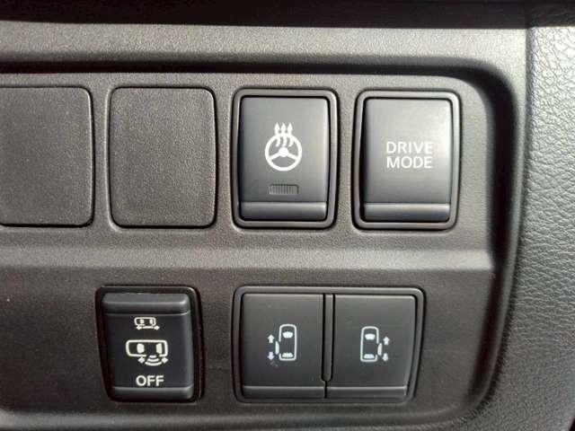 セレナ 1.2 e-POWER ハイウェイスター V プロパイロット 純正10インチナビ 純正11 360°カメラ エマジェンシーブレーキ 1オナ スマキー バックカメラ 禁煙 LED レーンアシスト 点検記録簿付 ETC ドラレコ イモビ サイドカーテンエアバック フルオートエアコン エアバック(12枚目)