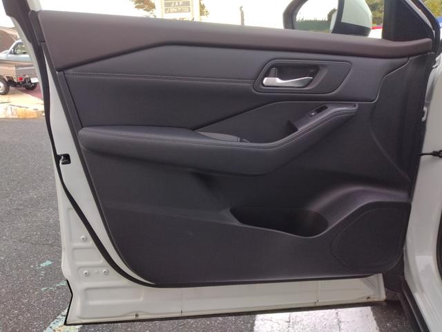 助手席ドア内張