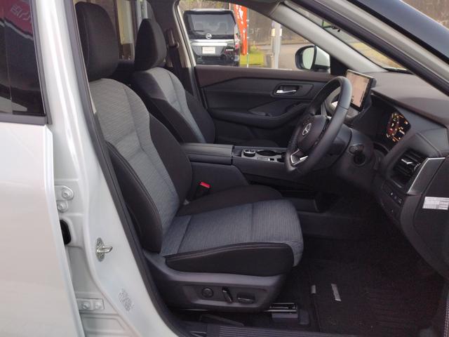 シートヒーター付き電動シート