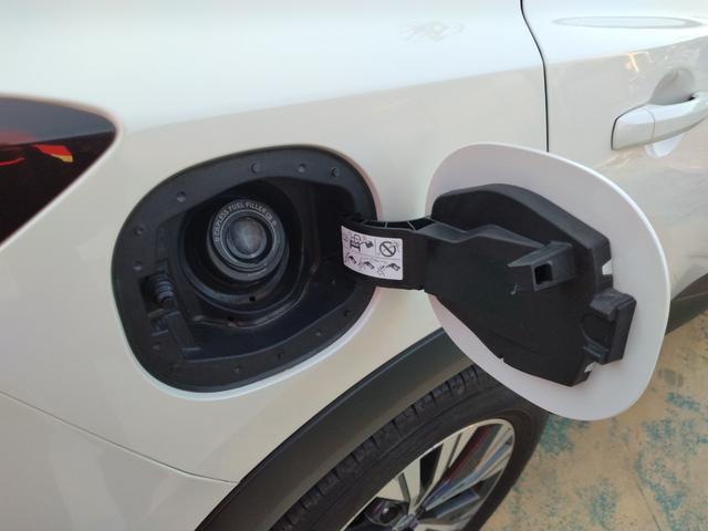 給油口は右側にあります