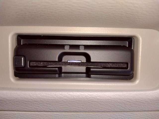 ルークス ６６０　Ｘ　純正９インチナビ　全周囲カメラ　アラモニ　前後衝突軽減ブレーキ　ワンオーナー車　禁煙　車線逸脱防止　ＥＴＣ　定期点検記録簿　キーフリー　ｉ－ｓｔｏｐ　フルオートエアコン　パワーウインドウ　ＬＥＤ　バックカメラ　盗難防止　Ｗエアバック（10枚目）