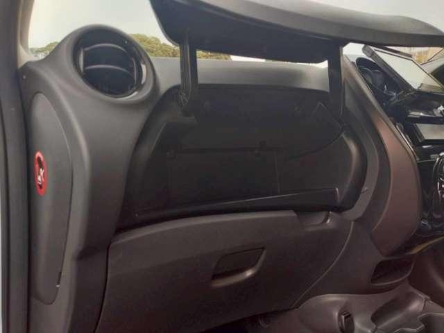 ノート e-パワー メダリスト 限定 独自企画 特 価 販 売 E-POWERメダリスト LEDヘッドライト&フォグ オートエアコン エマブレ 車線逸脱 ETC インテリキー プッシュスタート 純正アルミホイール(14枚目)