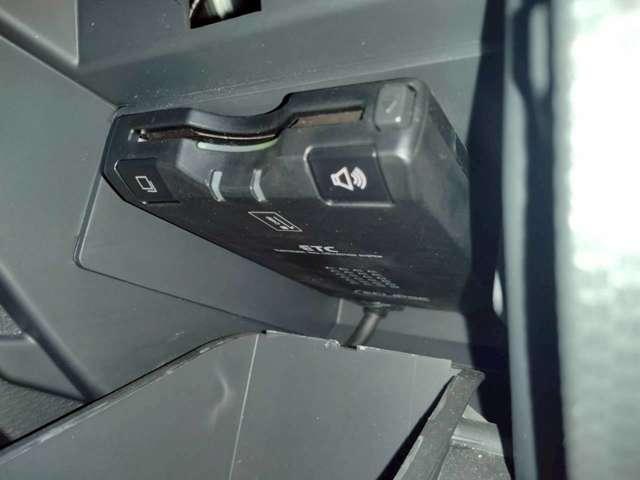 ソリオ ブラック&ホワイトII-DJE 限定 独自企画 特 価 販売 社外ナビ ETC オートエアコン 両側スライドドア(左側電動) シートヒーター HIDヘッドライト フォグランプ プッシュスタート 純正アルミホイール(9枚目)