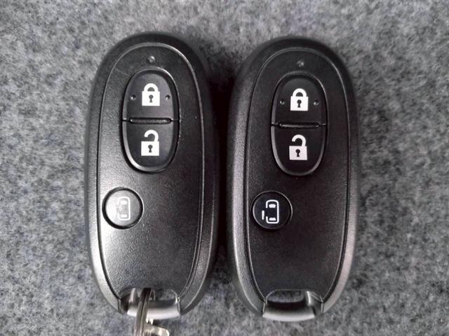 ソリオ ブラック&ホワイトII-DJE 限定 独自企画 特 価 販売 社外ナビ ETC オートエアコン 両側スライドドア(左側電動) シートヒーター HIDヘッドライト フォグランプ プッシュスタート 純正アルミホイール(45枚目)