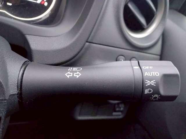 ノート メダリスト 限定 独自企画 特 別 価 格 販売 純正ナビMC312D-W フルセグ CD/DVD AM/FM Bluetooth 全周囲カメラ ETC オートエアコン アイドリングストップ プッシュスタート(13枚目)