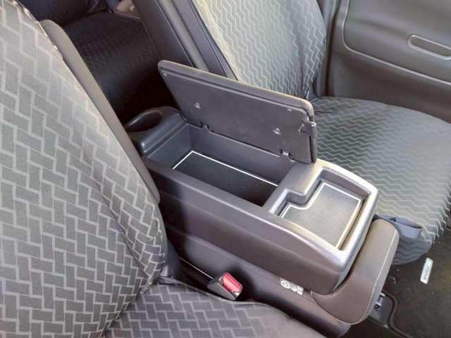 セレナ ハイウェイスターＶ　４ＷＤ　プロパイロット　純正１０インチナビ　アラウンドビューモニター　前後ドラレコ　ＥＴＣ　両側電動スライドドア（ハンズフリー機能付）　ＬＥＤヘッドライト＆フォグ　シートヒーター　オートホールド（19枚目）