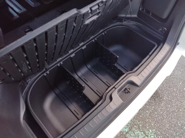 セレナ ハイウェイスターＶ　４ＷＤ　プロパイロット　純正１０インチナビ　アラウンドビューモニター　前後ドラレコ　ＥＴＣ　両側電動スライドドア（ハンズフリー機能付）　ＬＥＤヘッドライト＆フォグ　シートヒーター　オートホールド（49枚目）