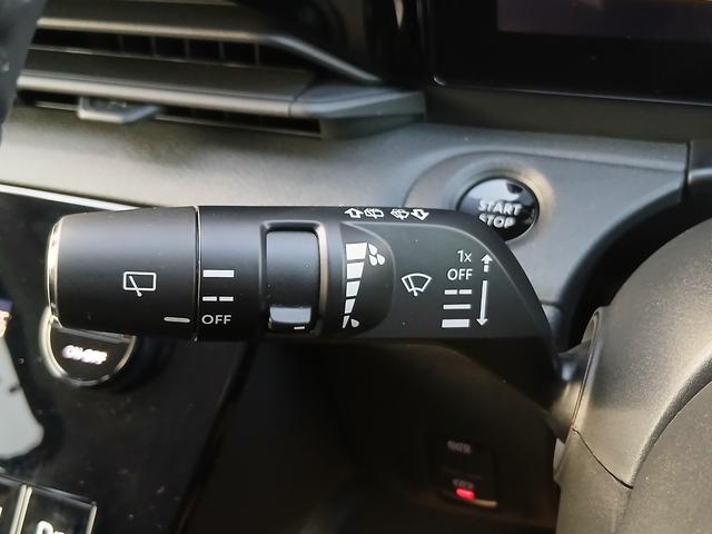 セレナ ｅ－パワー　ＸＶ　プロパイロット／純正９インチナビ／純正１１インチ後席モニター／前後ドラレコ／ＥＴＣ２．０／ＬＥＤヘッドライト＆ＬＥＤフォグ／両側電動スライドドア（ハンズフリー機能付）／電制パーキング／オートホールド（15枚目）