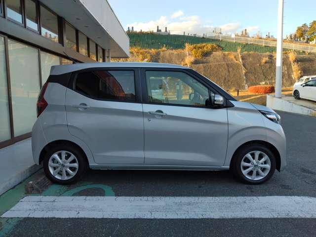 デイズ X 純正9インチナビ/アラウンドビューモニター/前後ドラレコ/ハイビームアシスト/オートエアコン/インテリジェントキー/プッシュスタート/エマブレ/車線逸脱/踏み間違い/障害物ソナー/純正アルミ(12枚目)