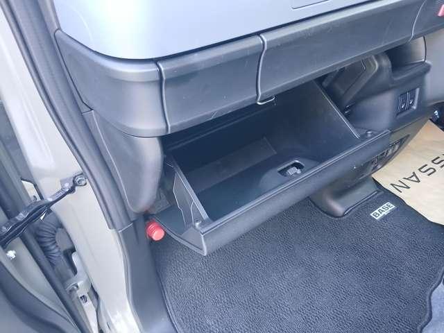 スペーシアベース ６６０　ＸＦ　４ＷＤ　全方位モニター用カメラパッケージ装着車／　衝突被害軽減　パワーウィンドー　禁煙　Ｂカメラ　盗難警報装置　車線逸脱警報装置　Ａストップ　サイドカメラ　４ＷＤ車　フルオートエアコン　クルコン　ＬＥＤヘッドライト　キーフリー　スマートキー　パワステ（16枚目）