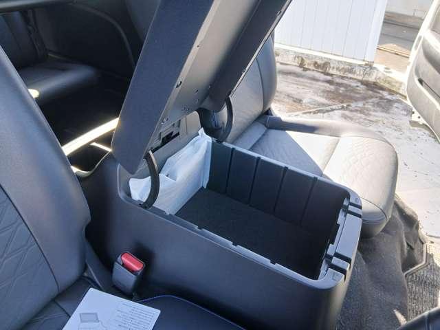 キャラバン ２．０　ＡＵＴＥＣＨ　ロングボディ　当社試乗使用車販売／全周囲カメラ／純正ナビ　助手席エアバック　全周囲カメラ　インテリキー　禁煙　ＥＴＣ　ＬＥＤヘッド　ワンオーナー　オートエアコン　メモリナビ　レーンキープアシスト　衝突軽減ブレーキ（17枚目）