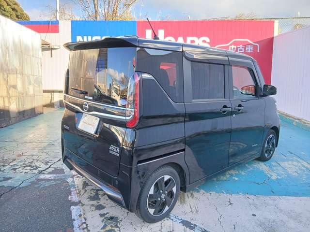 ルークス ６６０　ハイウェイスターＸ　純正ナビ／全周囲カメラ／ＥＴＣ／ＬＥＤヘッドライ　アイスト　衝突被害軽減ブレ－キ　マルチビューカメラ　車線逸脱警報装置　禁煙　ＥＴＣ　ＬＥＤ　スマートキー　パワーウィンドウ　ワンオーナー　ナビＴＶ　バックカメラ　記録簿　パワステ　オートエアコン（2枚目）