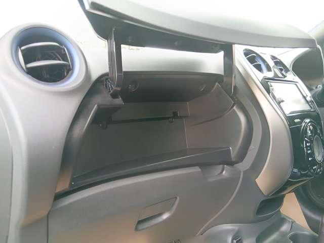 ノート １．２　ｅ－ＰＯＷＥＲ　ＡＵＴＥＣＨ　前後ドラレコ／全周囲カメラ／純正ナビ／ＬＥＤヘ　衝突軽減　１オーナー　レーンアシスト　ドラレコ　パワーステアリング　記録簿　ＬＥＤヘッドライト　エアバッグ　バックカメラ　スマートキー　ＥＴＣ　ナビＴＶ　デュアルエアバッグ　アルミ　ＡＢＳ　ワンセグ（17枚目）