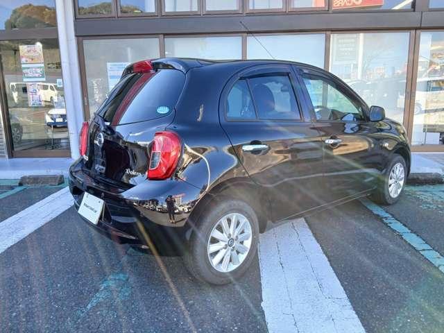 ����X�͍����U���������ɂ������܂��B�傫�ȊŔ��ڈ�̓��Y�f�B�[���[���ÎԓX�I