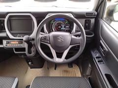 運転席　視界がよく操作しやすいスイッチ類がドライブをサポートいたします！ 4