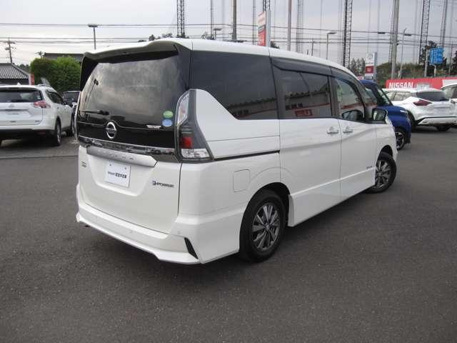 日産 セレナ