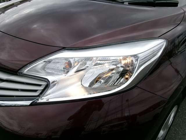 ノート 1.2 メダリスト X メモリーナビ フルセグ バックモニター 車線逸脱警報装置 360°モニター サイドカメラ インテリキー Iストップ ワンオーナー デュアルエアバック キーレス パワーステアリング イモビライザー ETC車載器 オートエアコン(15枚目)