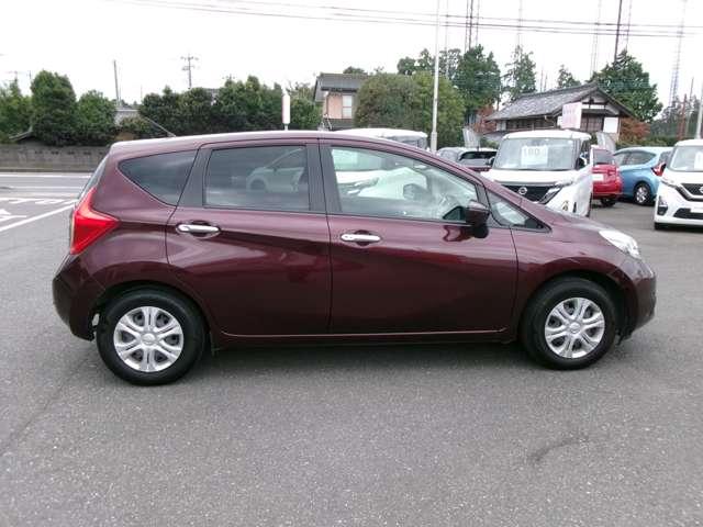 ノート 1.2 メダリスト X メモリーナビ フルセグ バックモニター 車線逸脱警報装置 360°モニター サイドカメラ インテリキー Iストップ ワンオーナー デュアルエアバック キーレス パワーステアリング イモビライザー ETC車載器 オートエアコン(18枚目)