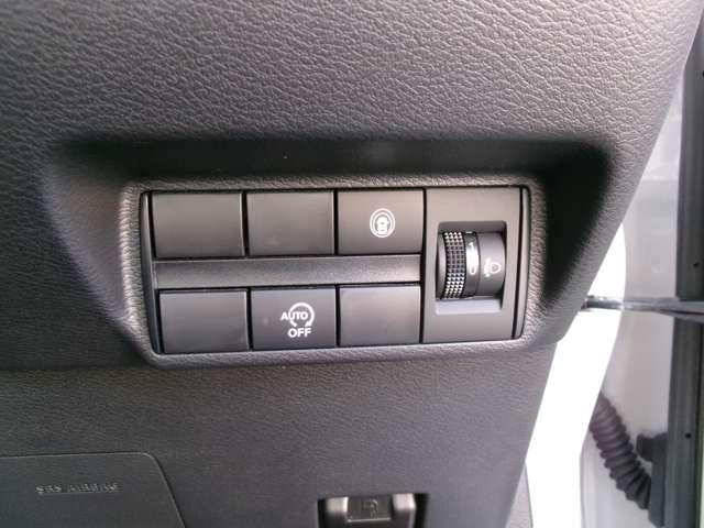 デイズ 660 ハイウェイスターX メモリーナビ フルセグ ブレーキサポート 全周囲カメラ LED ドライブレコーダー イモビライザー インテリジェントキー レーンキープ バックカメラ ナビTV アイドリングストップ オートエアコン デュアルエアバッグ ABS(3枚目)