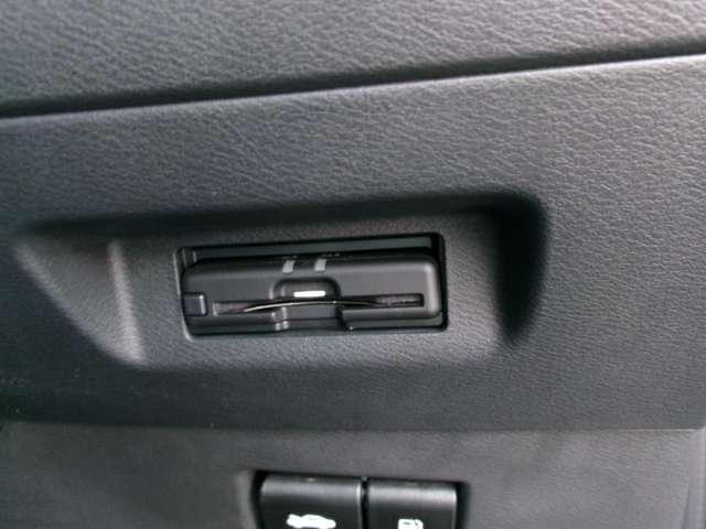 キックス 1.2 X (e-POWER) メモリーナビ プロパイ アラウンドビュー ナビ&TV 追従クルコン スマートキー LEDヘッド レーンアシスト パワーステアリング 盗難防止システム ドライブレコーダー メモリーナビ サイドエアバッグ アルミ AAC キーレス Iストップ(9枚目)