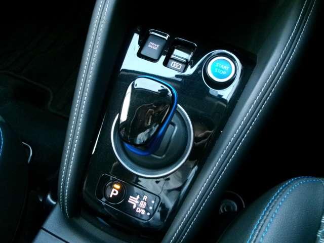 キックス 1.2 X (e-POWER) メモリーナビ プロパイ アラウンドビュー ナビ&TV 追従クルコン スマートキー LEDヘッド レーンアシスト パワーステアリング 盗難防止システム ドライブレコーダー メモリーナビ サイドエアバッグ アルミ AAC キーレス Iストップ(16枚目)