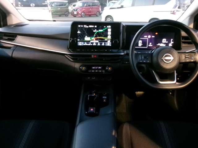 ノート １．２　Ｘ　プロパイロット　コネクトナビ　フルセグ　リアカメラ　衝突被害軽減ブレ－キ　全方位カメラ　ＥＴＣ付　ＬＥＤヘッドライト　レーダークルーズ　レーンアシスト　インテリジェントキー　ワンオーナー　ドラレコ　アイドリングストップ　整備記録簿　ＴＶナビ（4枚目）