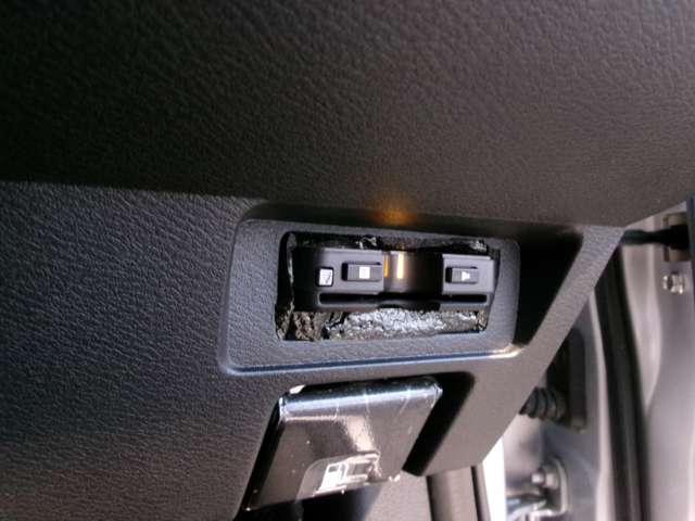 ノート １．２　Ｘ　プロパイロット　コネクトナビ　フルセグ　リアカメラ　衝突被害軽減ブレ－キ　全方位カメラ　ＥＴＣ付　ＬＥＤヘッドライト　レーダークルーズ　レーンアシスト　インテリジェントキー　ワンオーナー　ドラレコ　アイドリングストップ　整備記録簿　ＴＶナビ（9枚目）