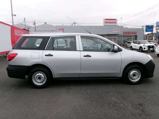 ＡＤ １．５　ＶＥ　メモリーナビ　フルセグ　バックモニター　フロントパワーウインドウ　マニュアルエアコン　助手席エアバッグ　記録簿　車線逸脱防止　キーレス　エマージェンシーブレーキ　ワンセグＴＶ　メモリーナビ　ＥＴＣ　パワステ　ＡＢＳ　エアバッグ　ナビＴＶ（16枚目）