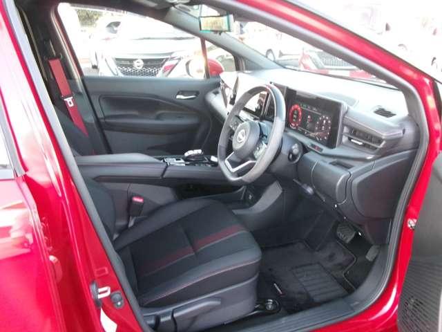 オーラ １．２　ＮＩＳＭＯ　プロパイロット　コネクトナビ　フルセグ　カーテンエアバッグ　エマブレ　インテリキー　ＥＴＣ　ドラレコ　車線逸脱警報　ワンセグ　キーフリーシステム　ダブルエアバック　アルミホイール　運転席エアバッグ　メモリーナビ　アイドリングストップ　ＡＢＳ（9枚目）